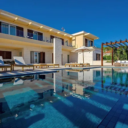 Vila Crystalsea 1 Infinity Heatedpool In Hvar *